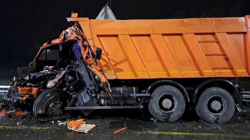 Авария с КАМАЗОМ В Воронежской области