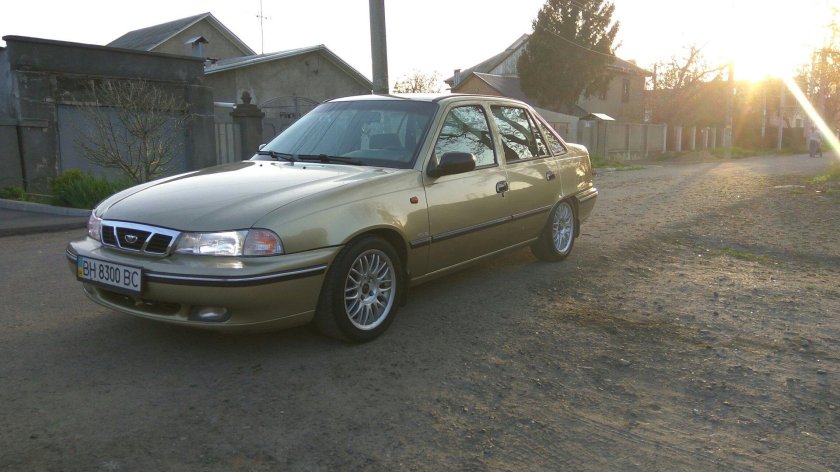 Daewoo Nexia n100 черный