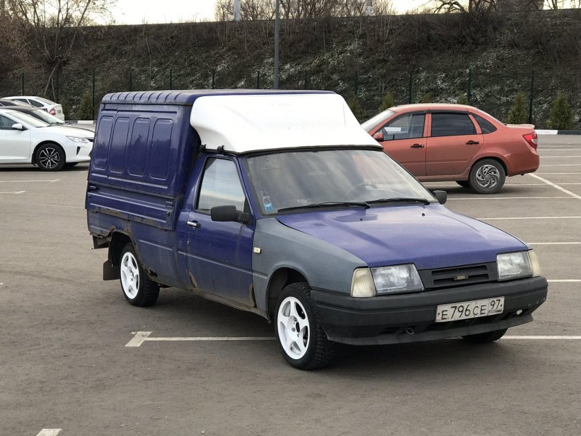 Фургон ИЖ Ода 2717
