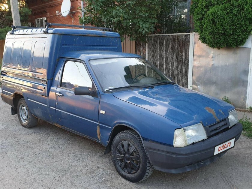 Авто ИЖ 2717 фургон