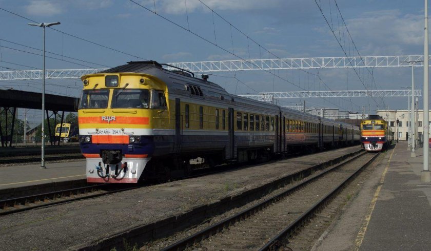 ДПМ 1 дизель поезд