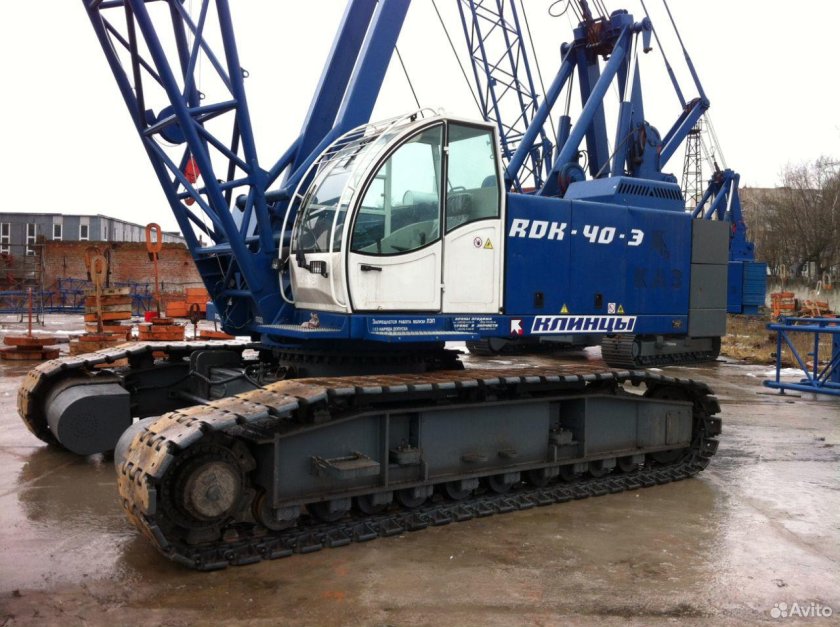 Кран самоходный гусеничный ДЭК-321