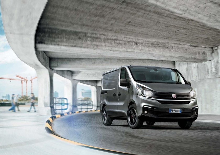 Fiat talento 2016г задний дворник
