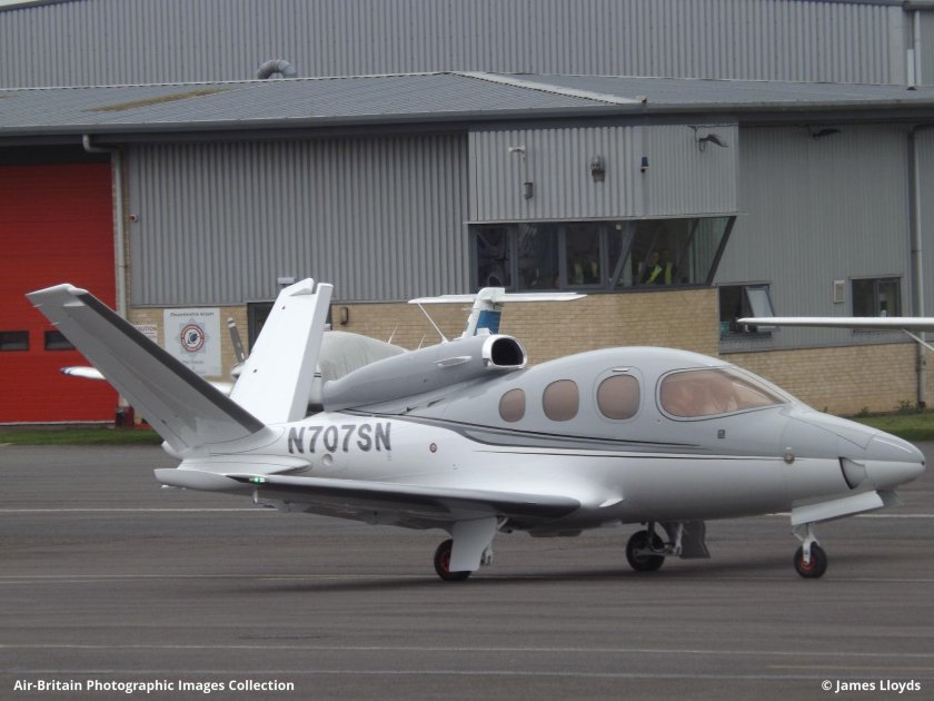 Cirrus sf50