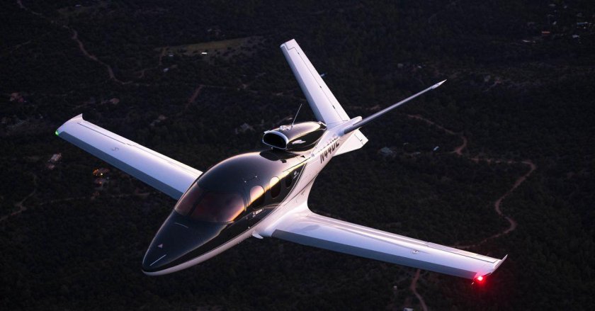 Самолет Vision Jet Cirrus aircraft