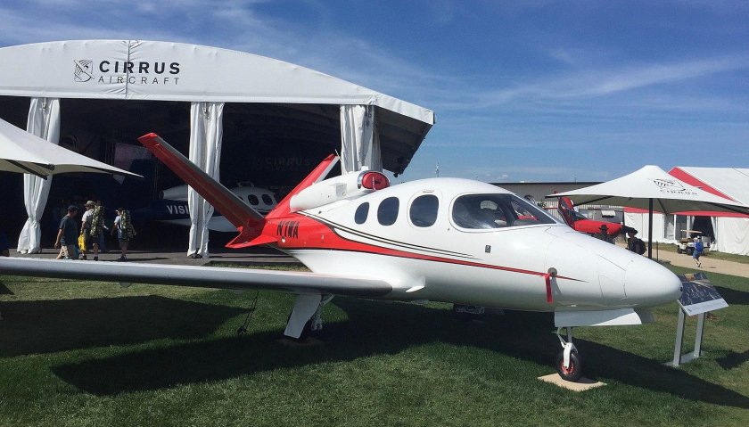 Cirrus vision jet sf 50