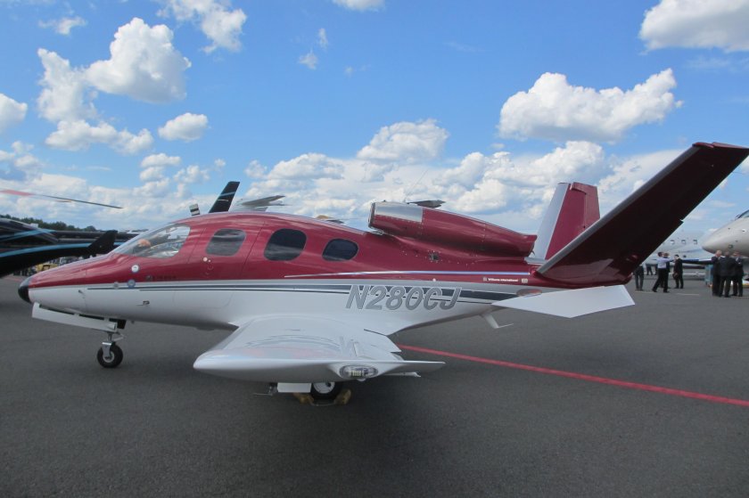Cirrus vision jet sf 50