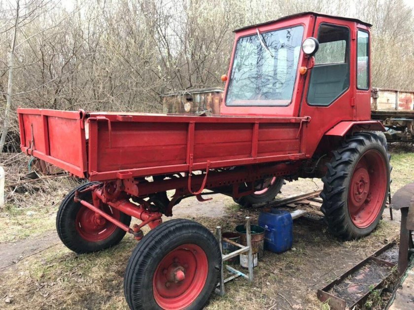Трактор шассик т 16