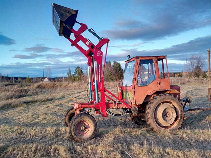 Трактор т-16 с погрузчиком