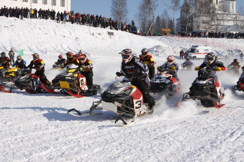 Снегоход кросс