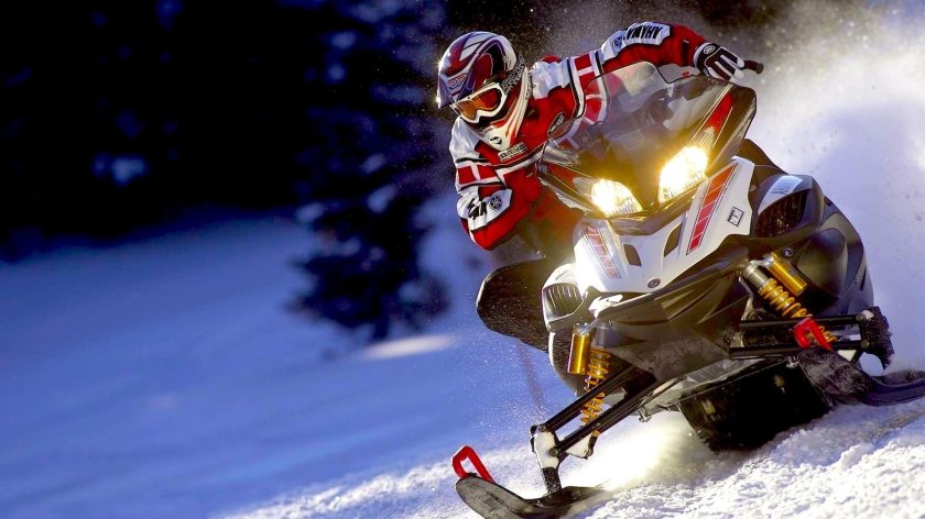 Красивый снегоход