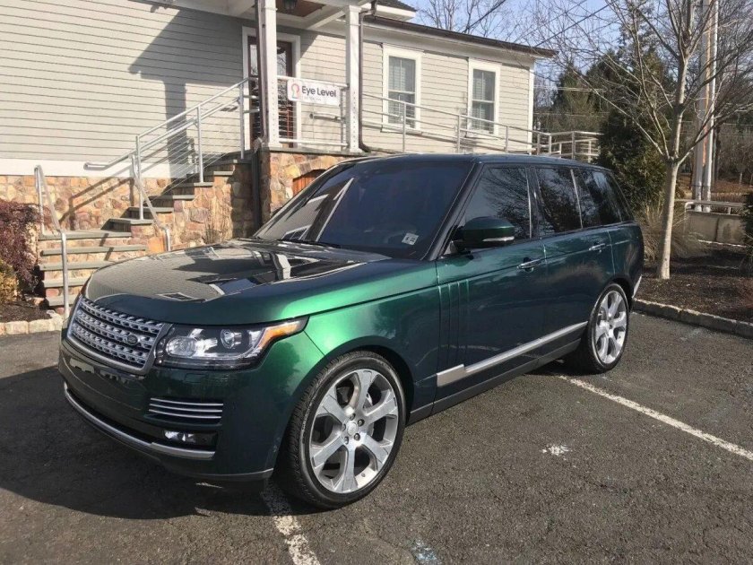 Изумрудный Рендж Ровер