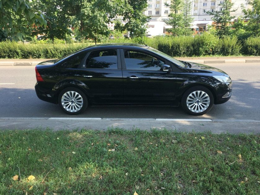 Ford Focus 2 седан черный