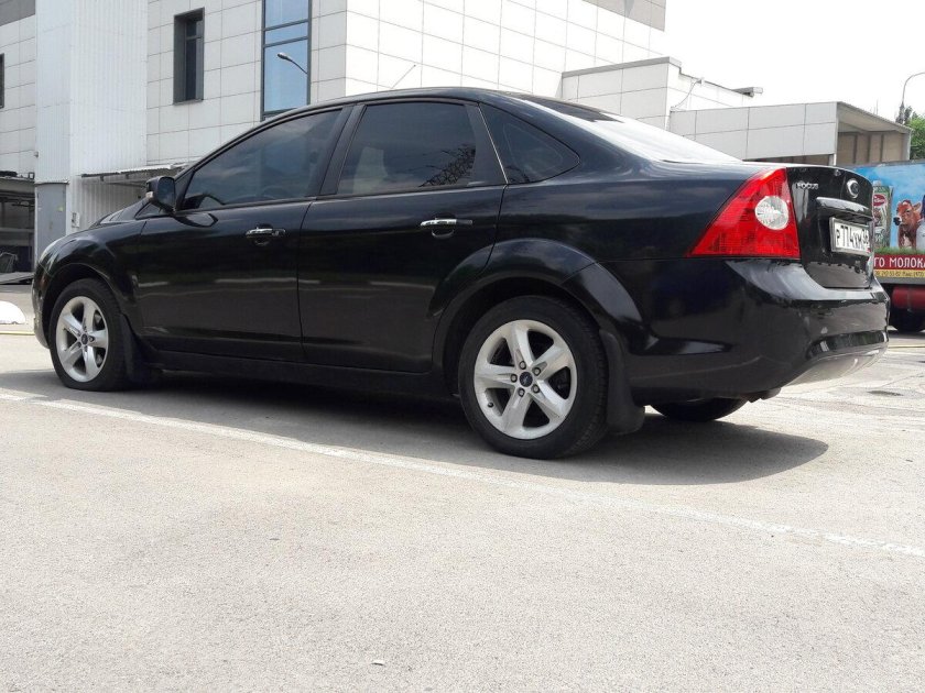 Форд фокус 2 Рестайлинг седан черный