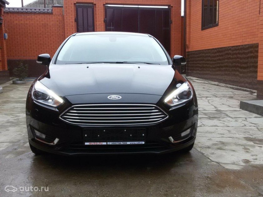 Форд фокус 3 Рестайлинг седан черный