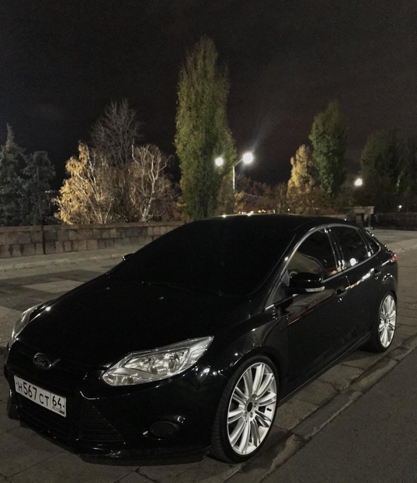Ford Focus 3 sedan чёрный тонированный