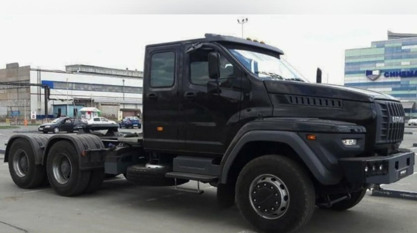 Седельный тягач Урал next 7470-5511-01