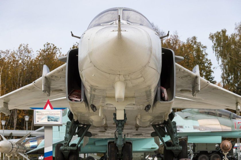 Су-24 постановщик помех