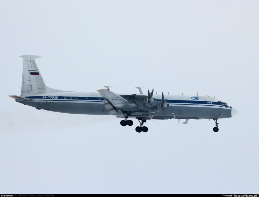 Самолёт РЭБ ил 22пп Порубщик