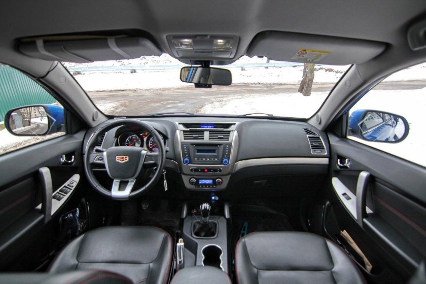 Geely emgrand x 7 2016