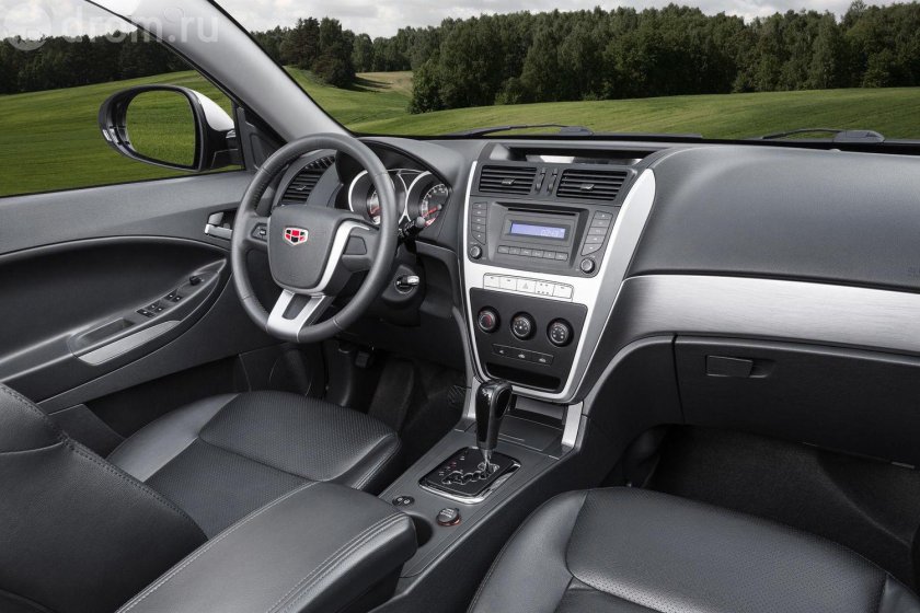 Джили Эмгранд х7 салон