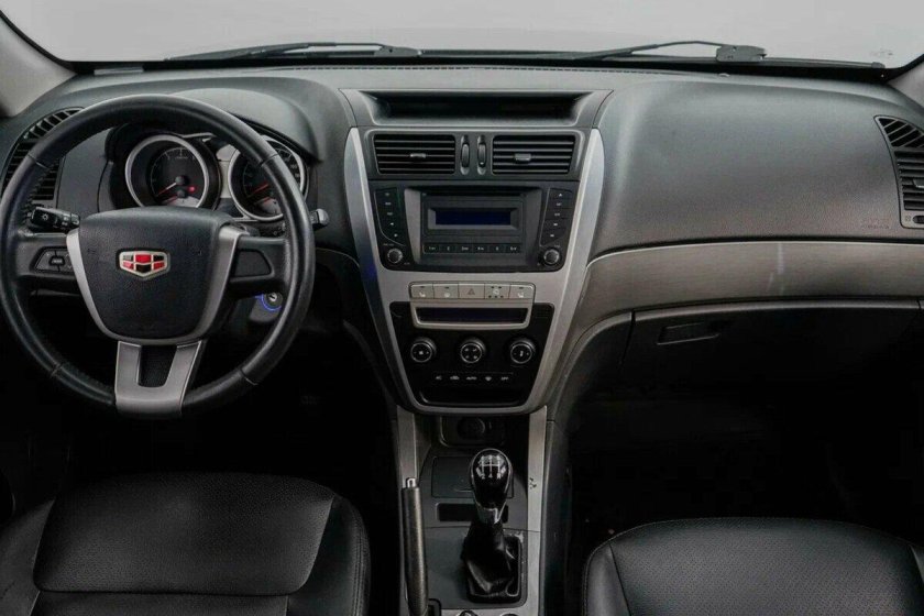 Geely Emgrand x7 2015