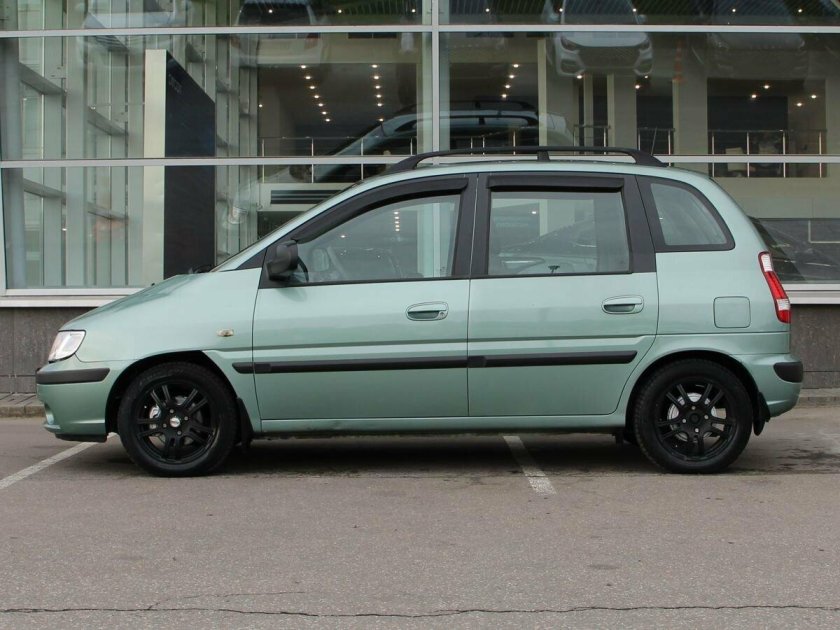 Hyundai Matrix 1.6 at