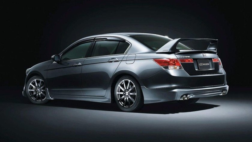 Хонда Инспаер 2013