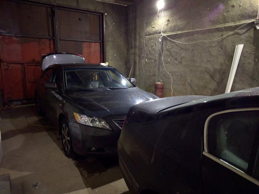 Камри в гараже