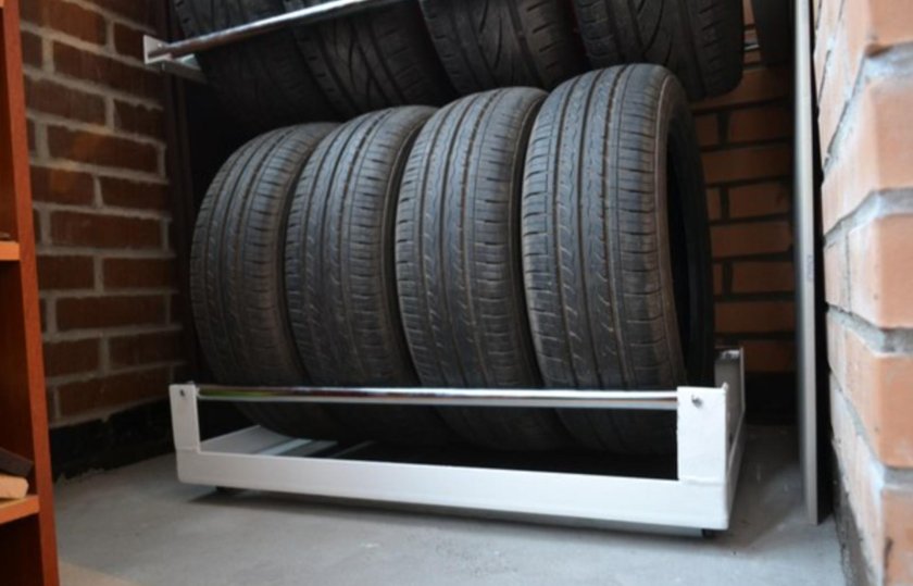 Полка для хранения колес Сорокин откидная 35.50