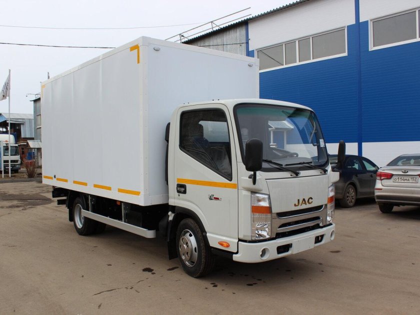 Промтоварный фургон JAC n120