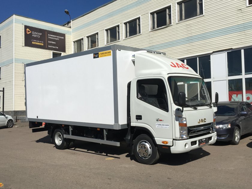 Промтоварный фургон JAC N-75