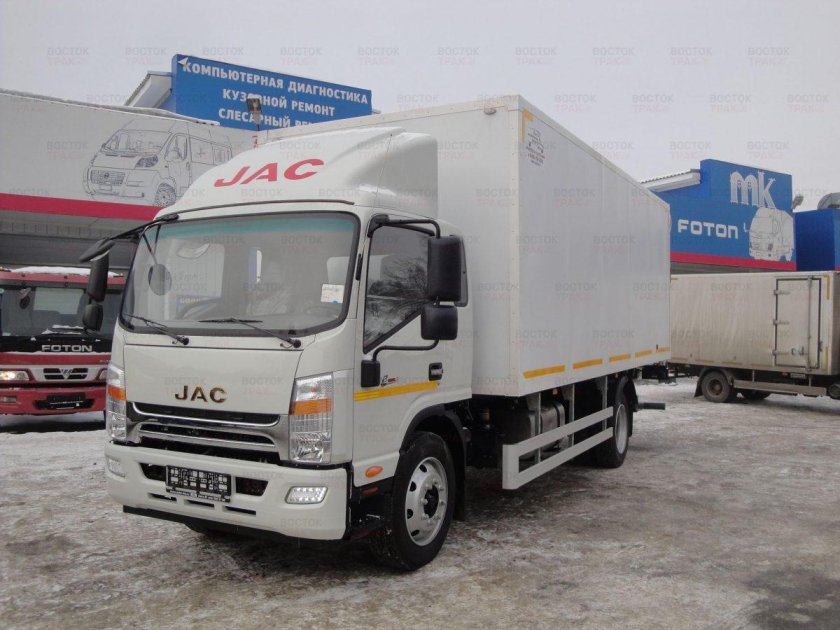 Промтоварный фургон JAC n120