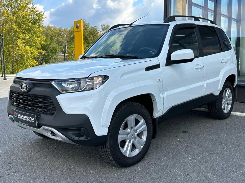 Лада нива тревел