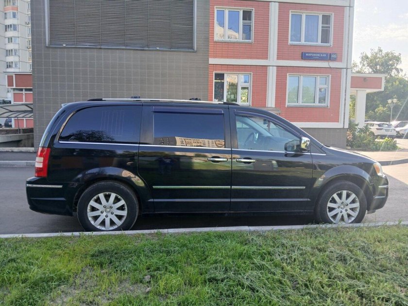 Chrysler voyager grand v