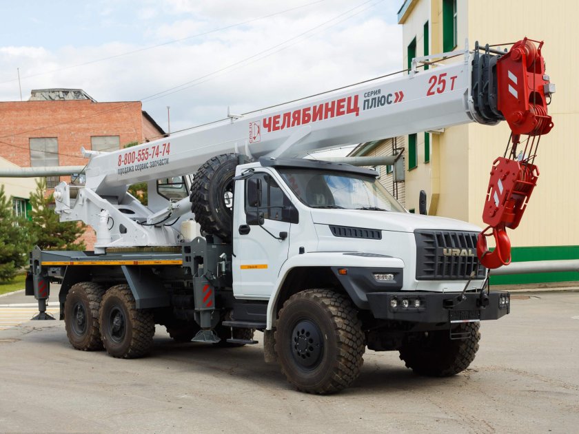 Кран автомобильный КС-55732