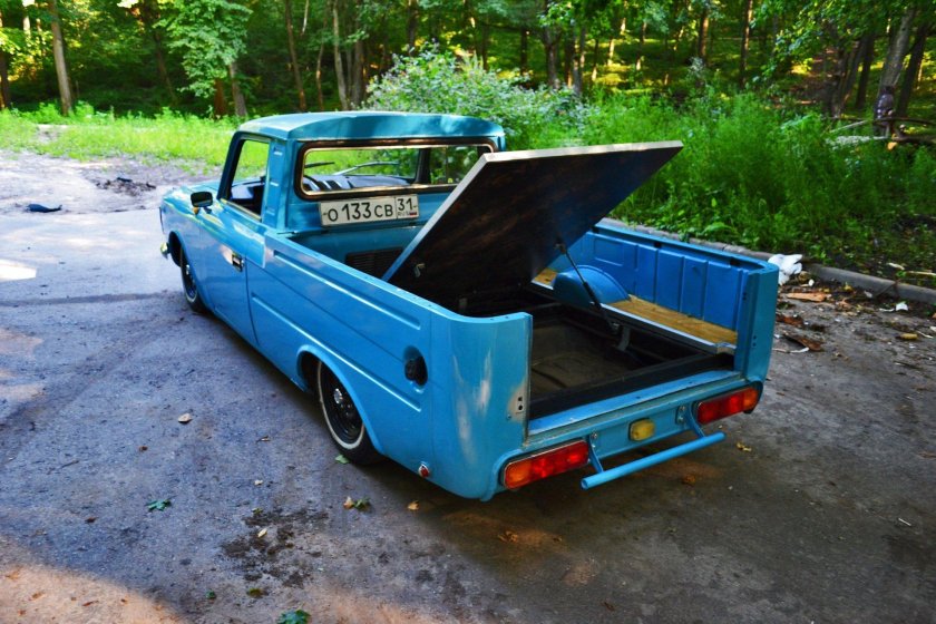 Москвич ИЖ 2715 пикап