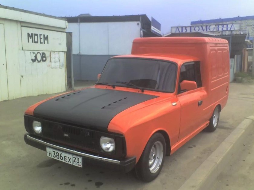 ИЖ пирожок 2715