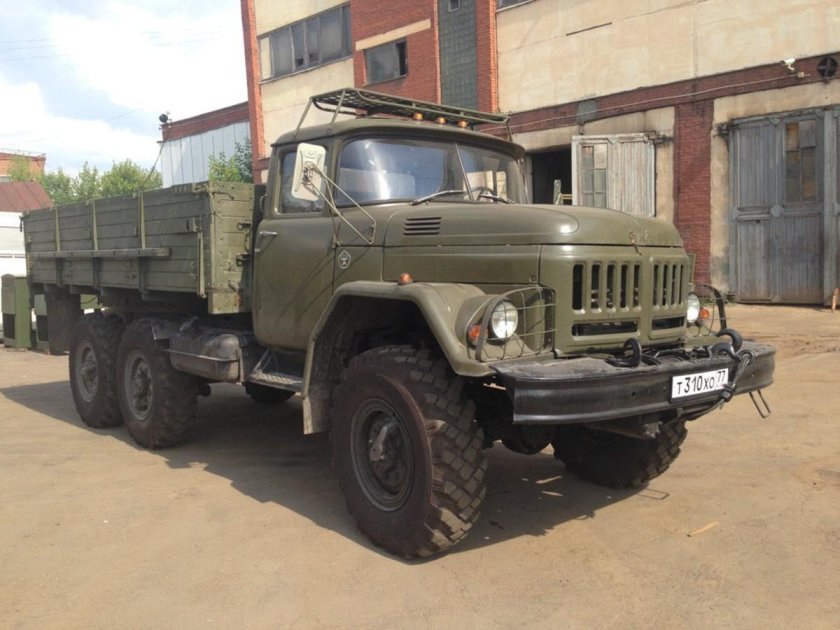 ЗИЛ 131 бортовой