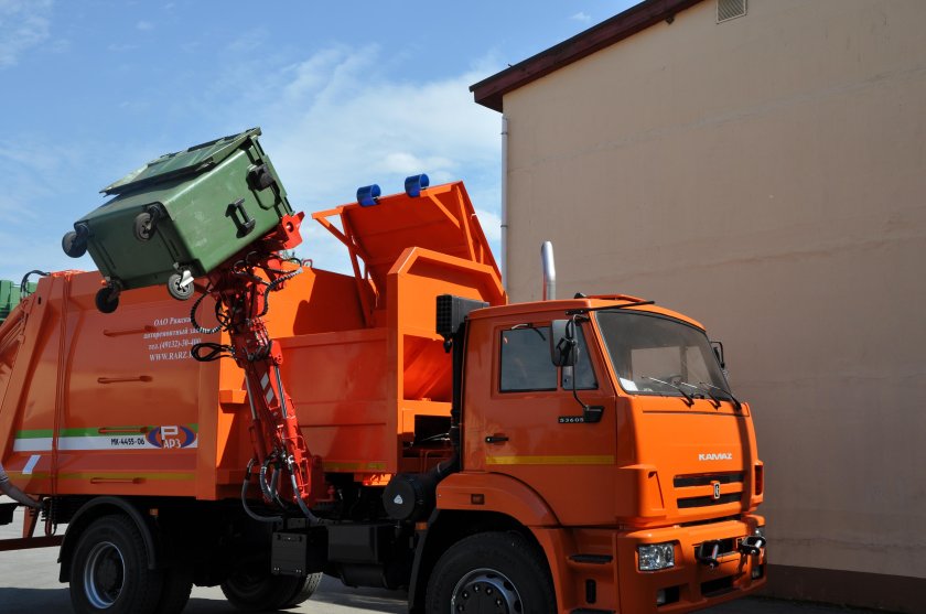 КАМАЗ 53605 мусоровоз