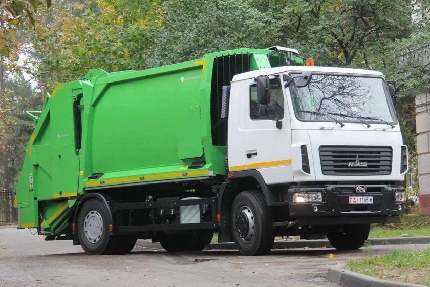 МАЗ 4371 мусоровоз