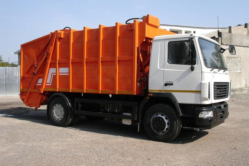 Грузовой мусоровоз МАЗ