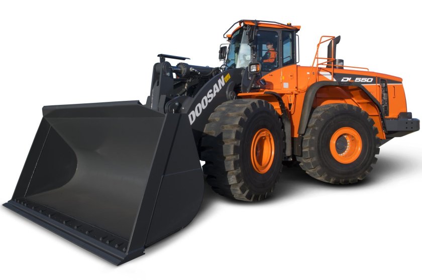 Фронтальный погрузчик Doosan DL 550