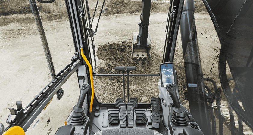 Кабина экскаватора Volvo 250