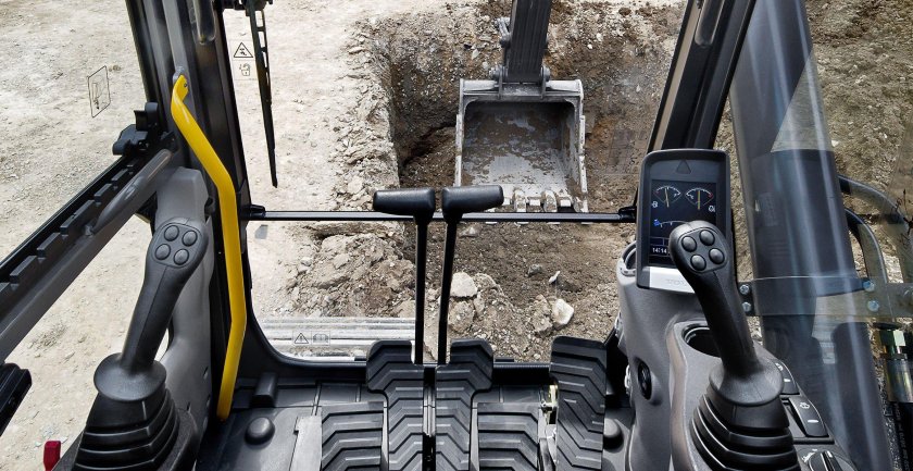 Экскаватор Volvo ec250dl