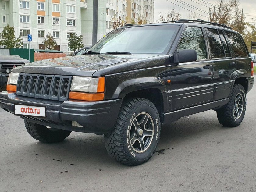 Jeep Grand Cherokee ZJ 5.2