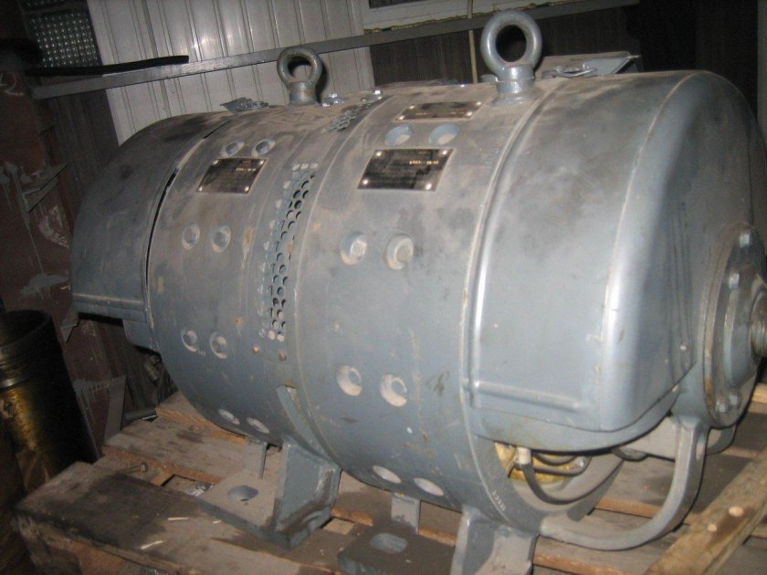 Двухмашинный агрегат 2тэ10м