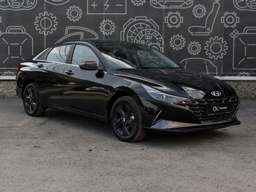 Хендай Элантра 2023 черная