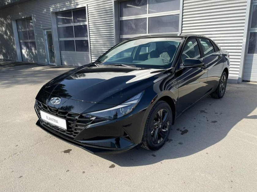 Hyundai Elantra 2022