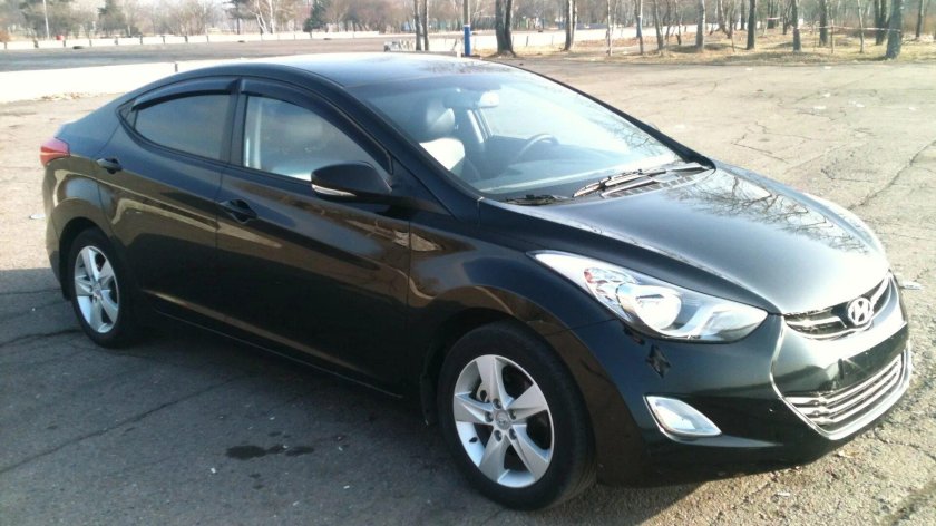 Hyundai Elantra 2013 Black